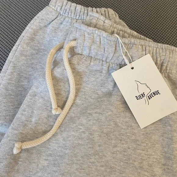 Djerf Avenue Staple Sweatpants -NWT - Picture 5 of 6